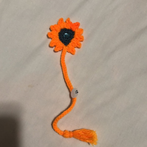 Set 3 for $25 Flower Bookmark Handmade crochet - Picture 11 of 15